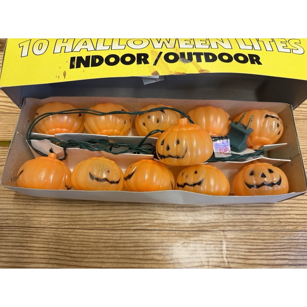 Halloween Blow Mold Pumpkin Light Set of 10 Jack O Lantern Decor String Vintage